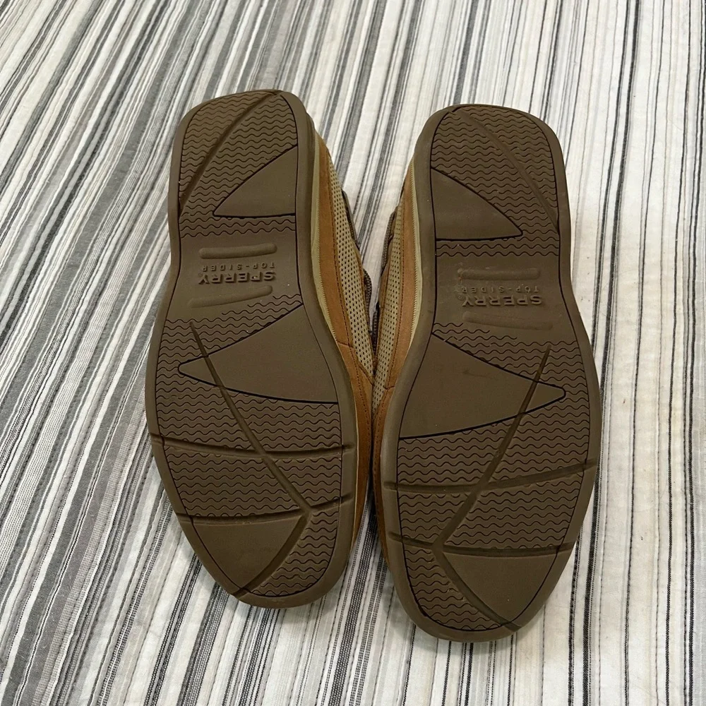 Sperry Boat Shoes - Picture 4 of 5